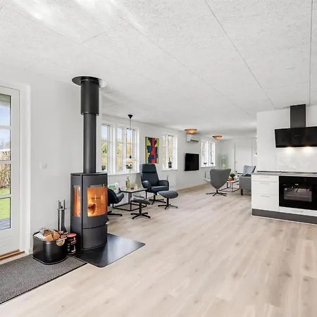 Torhild - 1km From The Sea In Western Jutland By Interhome *